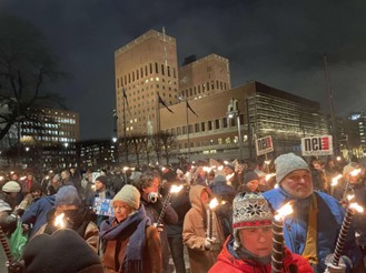 Fakkeltog i forbindelse med utdelingen av Nobels fredspris 2024. Foto: Privat